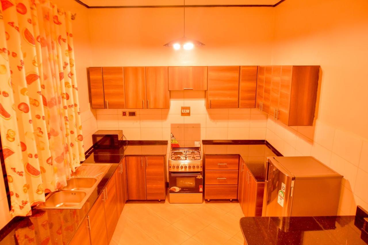 Hilltop Apartments Bwebajja Extérieur photo
